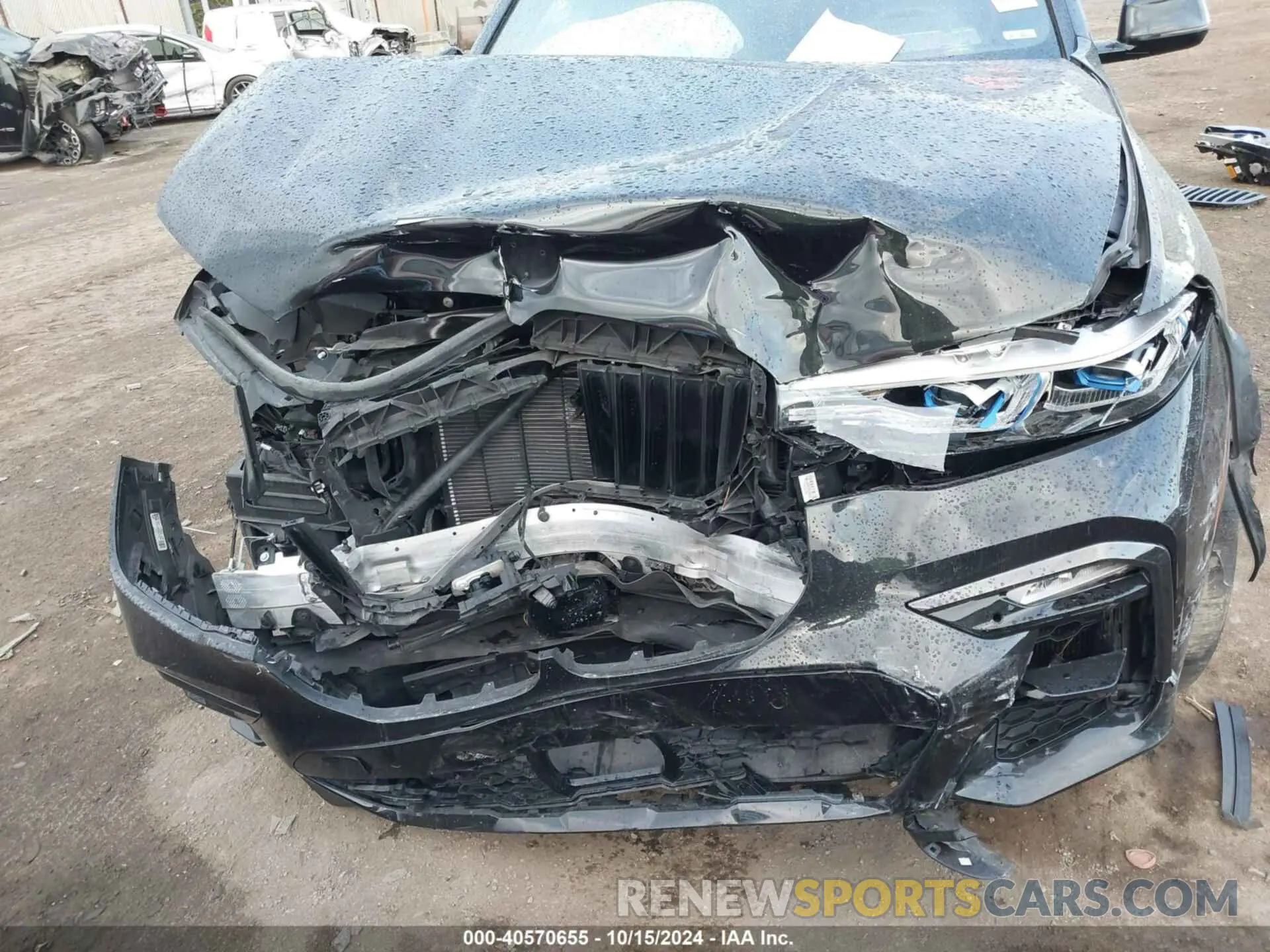 6 Photograph of a damaged car 5UXCX6C09M9G23028 BMW X7 2021