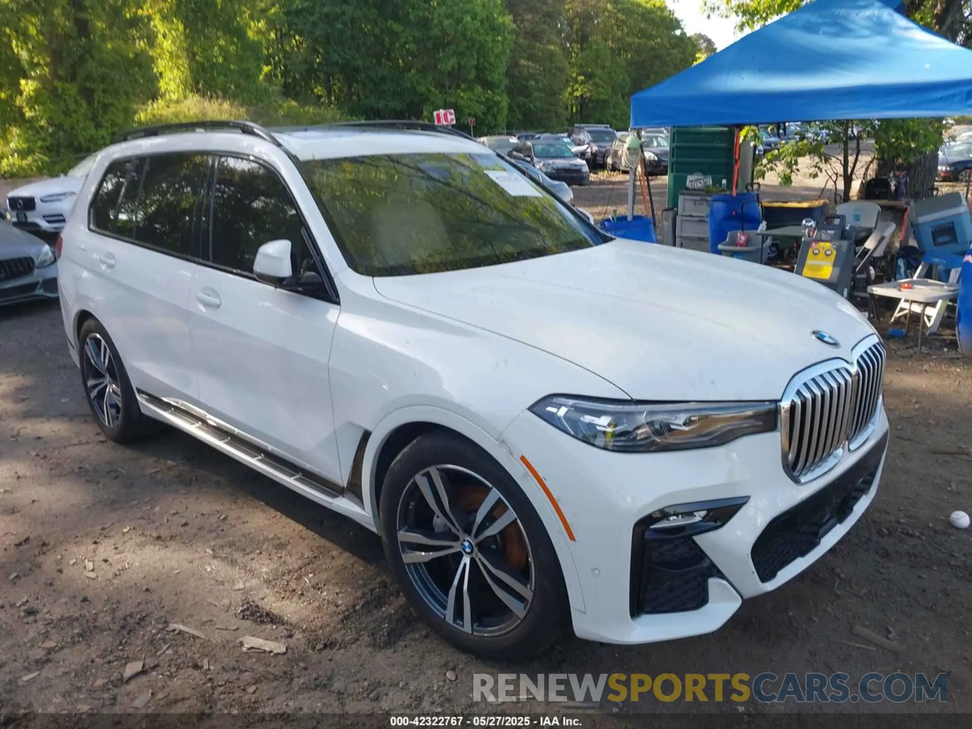 12 Photograph of a damaged car 5UXCW2C00N9L30287 BMW X7 2022