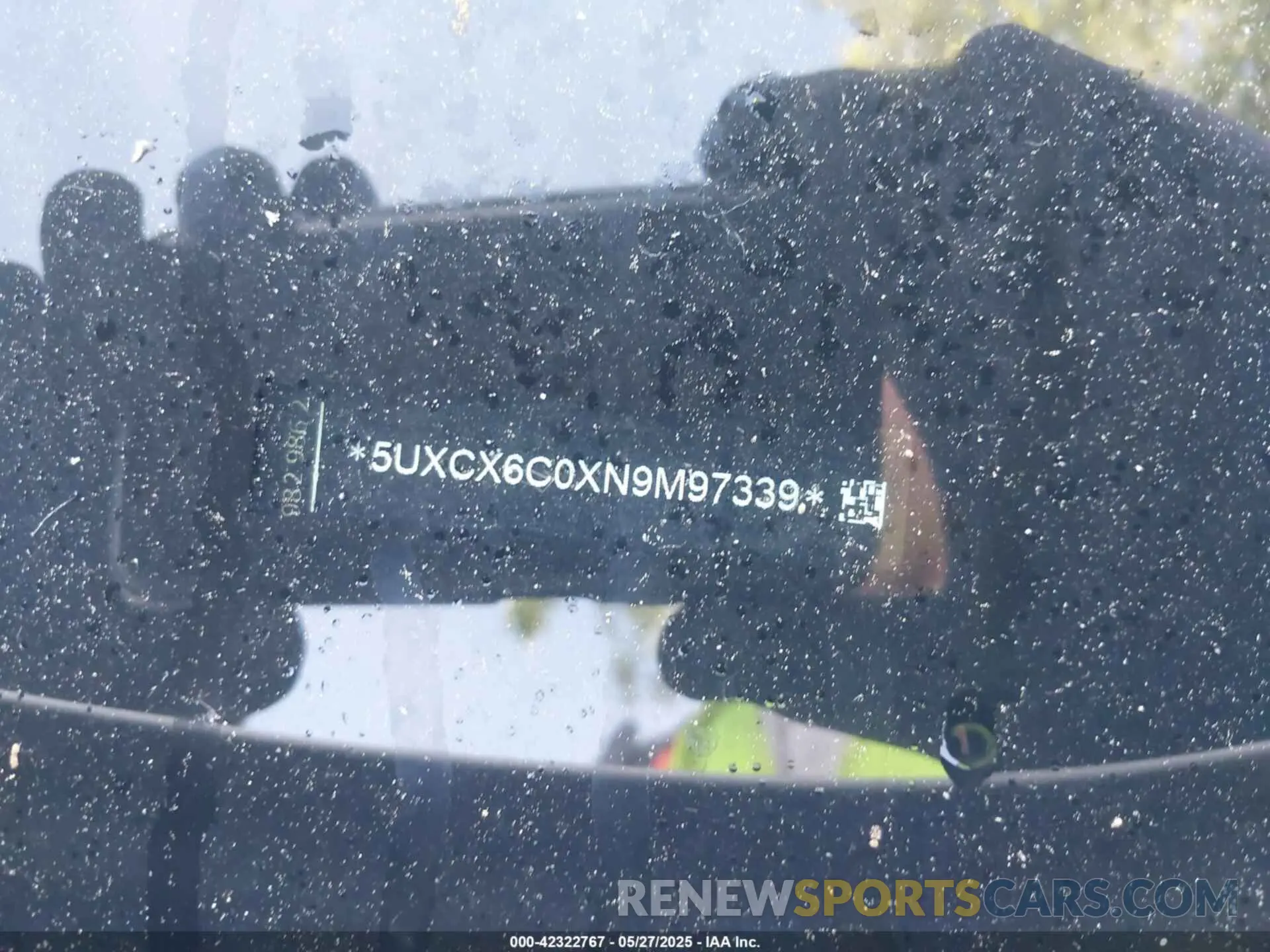 16 Photograph of a damaged car 5UXCW2C00N9L30287 BMW X7 2022