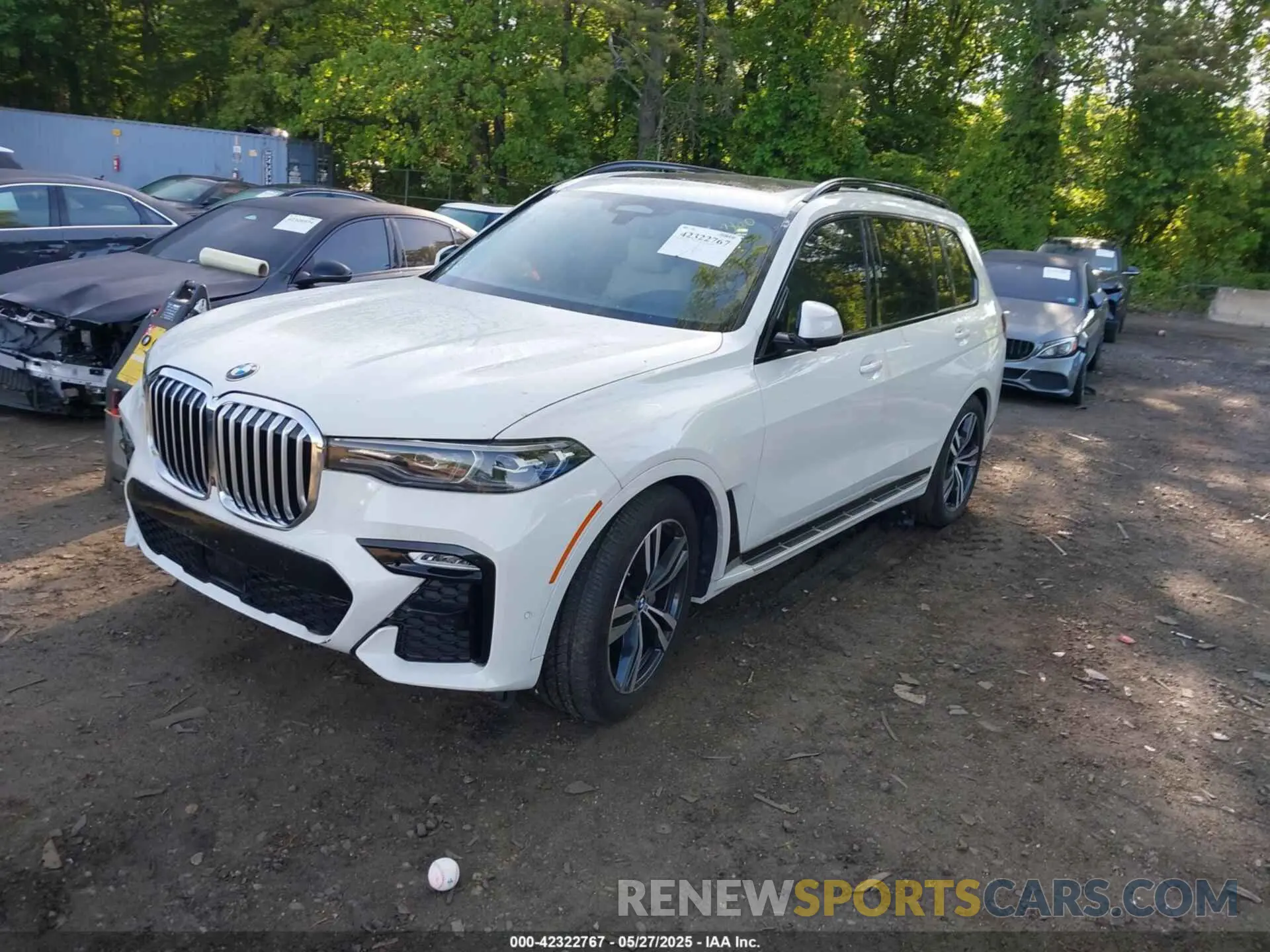 2 Photograph of a damaged car 5UXCW2C00N9L30287 BMW X7 2022
