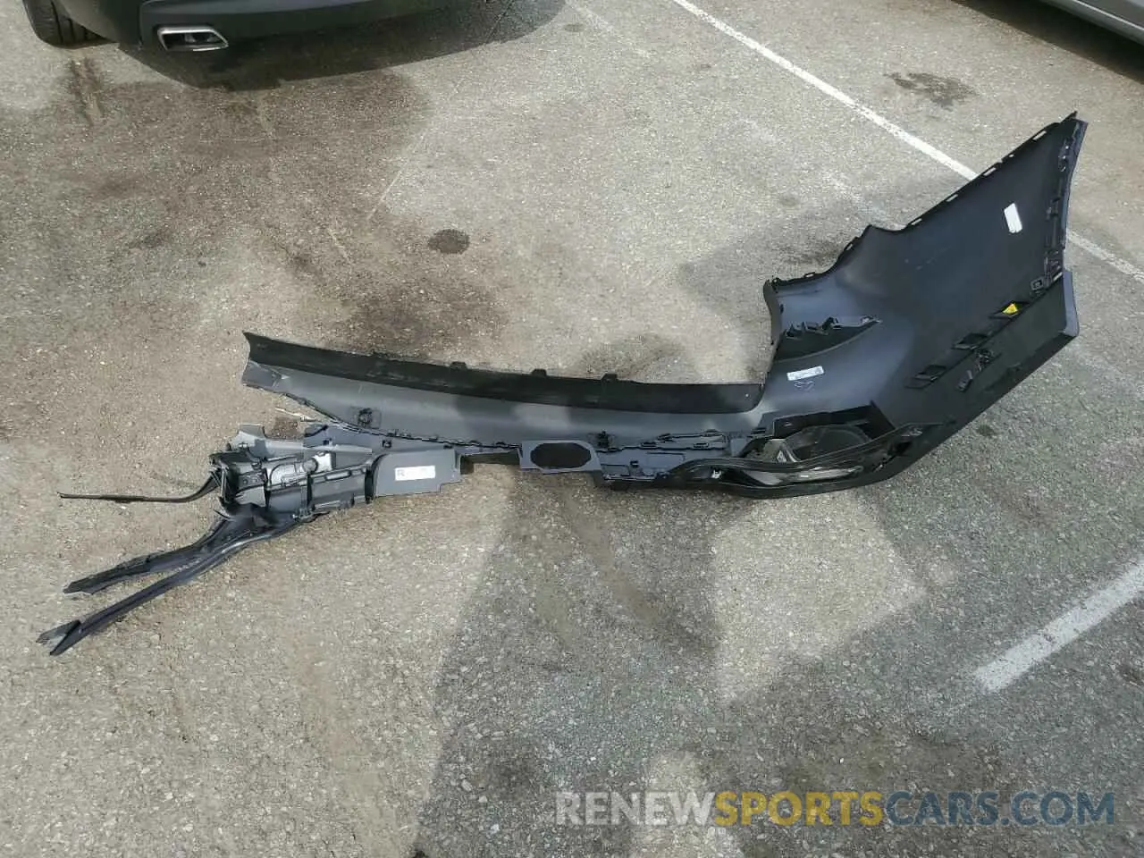 13 Photograph of a damaged car 5UXCW2C00N9M54284 BMW X7 2022