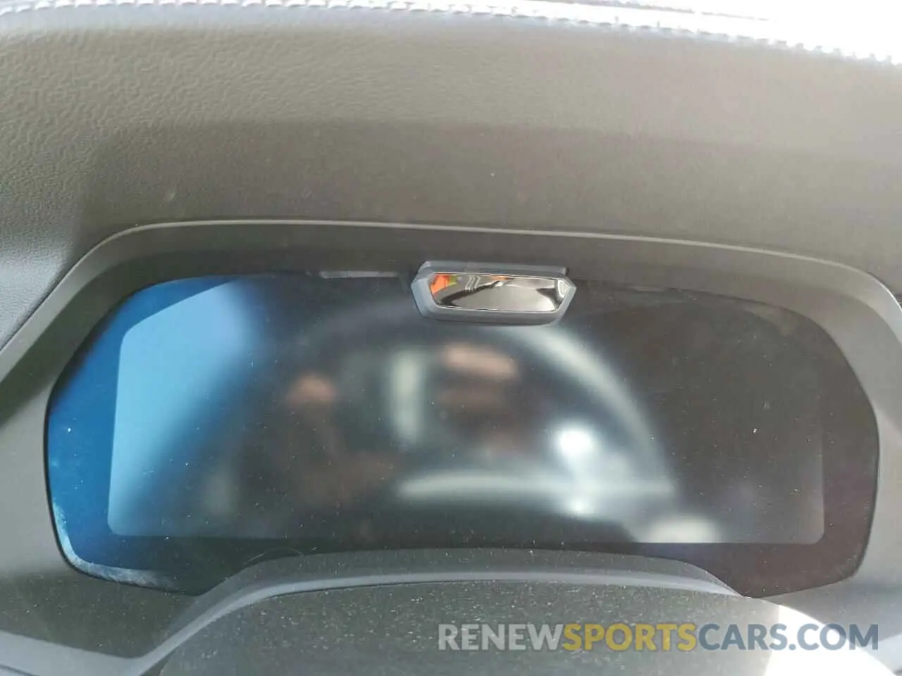 9 Photograph of a damaged car 5UXCW2C00N9M80139 BMW X7 2022