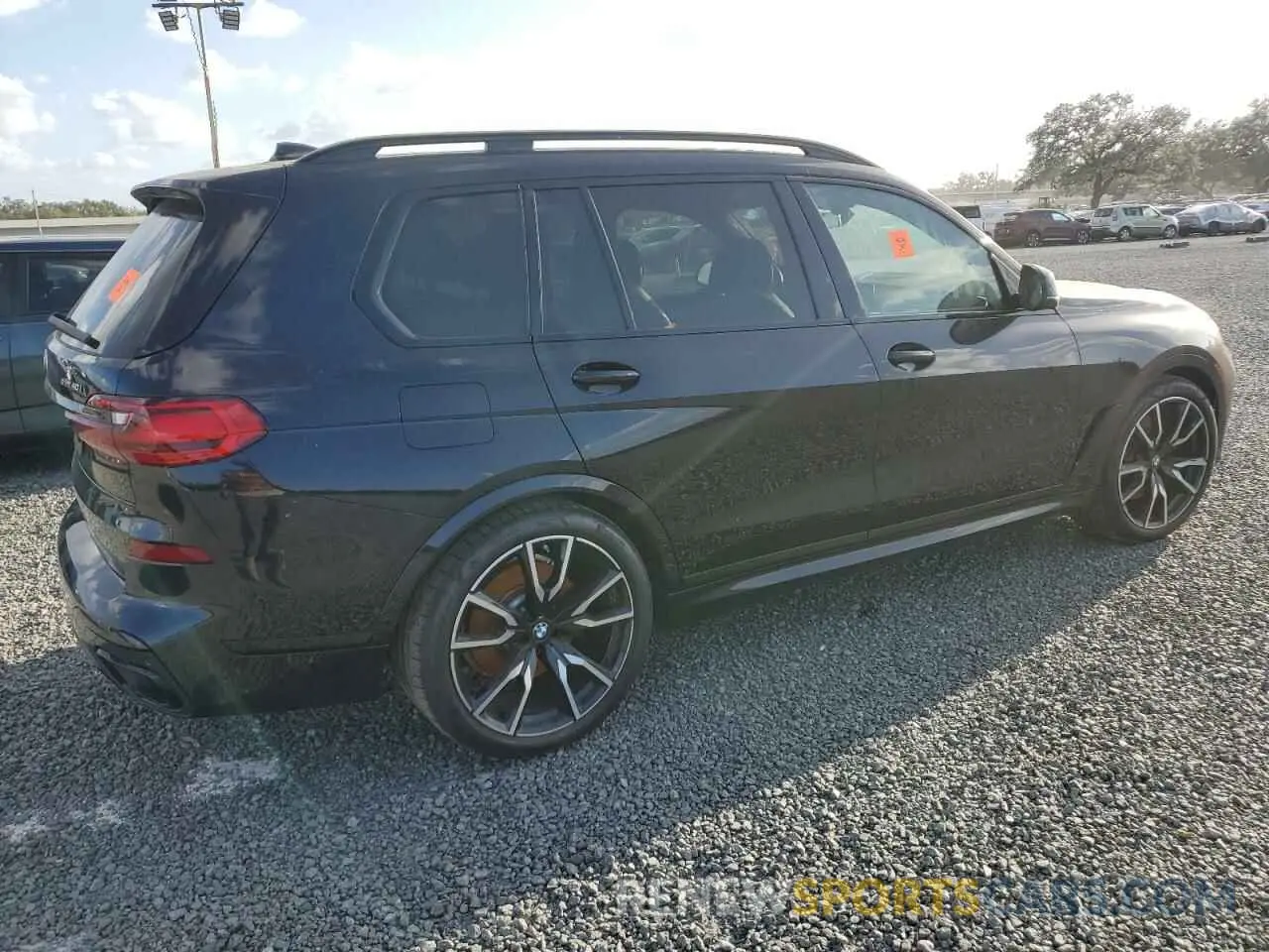 3 Photograph of a damaged car 5UXCW2C02N9K75258 BMW X7 2022