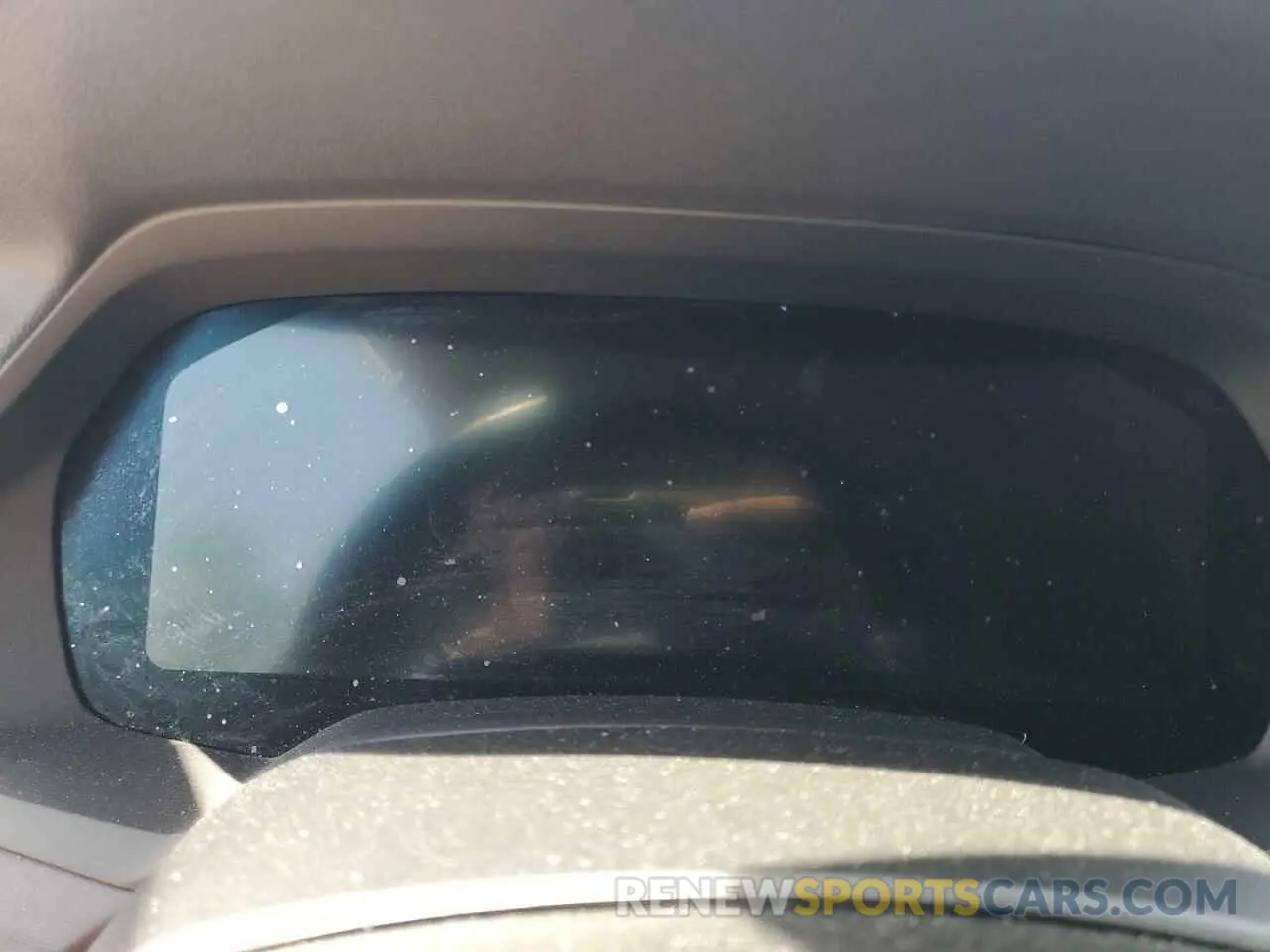 9 Photograph of a damaged car 5UXCW2C02N9L77305 BMW X7 2022