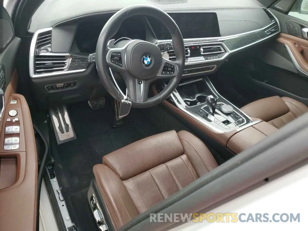 8 Photograph of a damaged car 5UXCW2C02N9M94818 BMW X7 2022