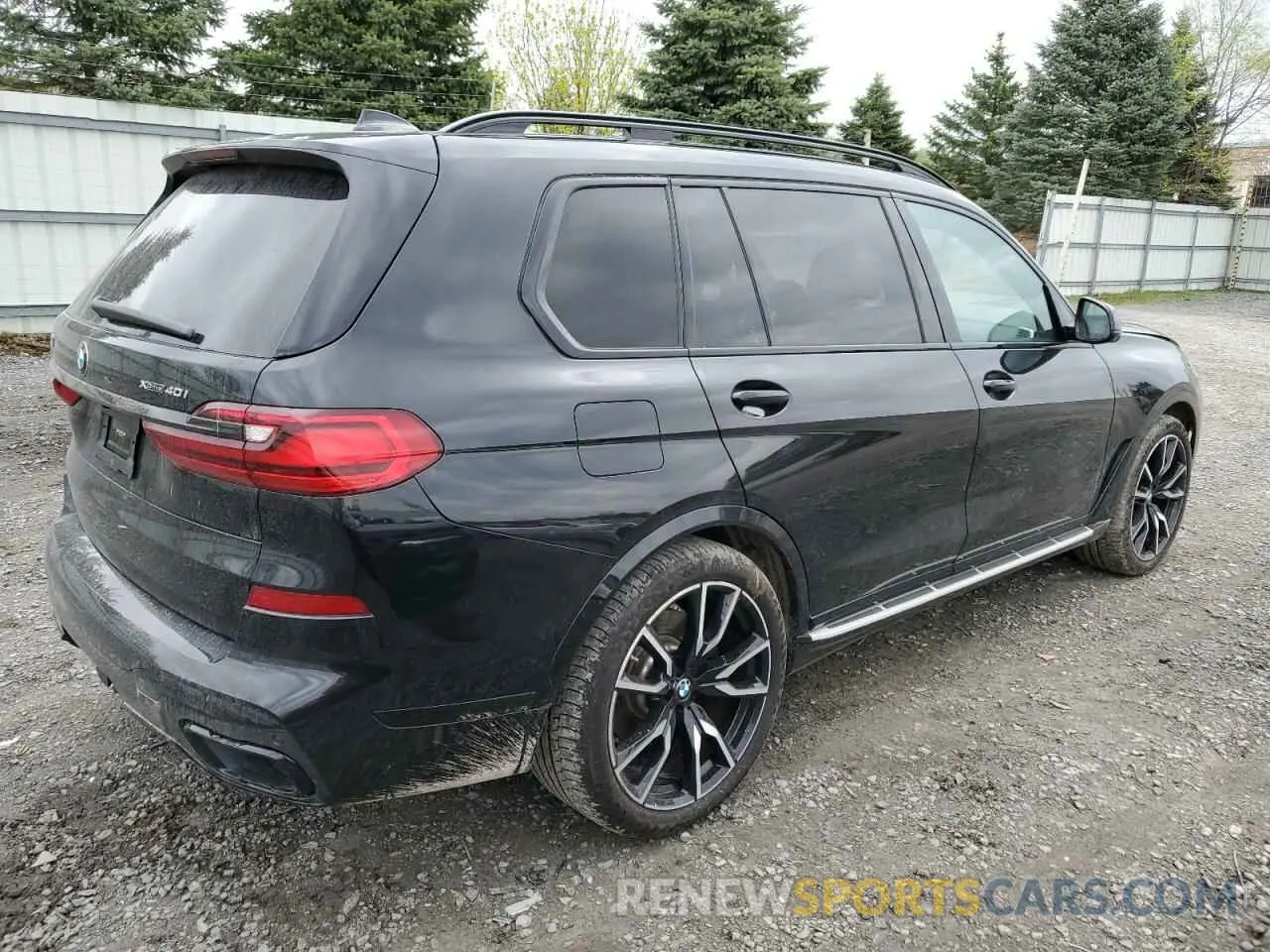 3 Photograph of a damaged car 5UXCW2C03N9J71216 BMW X7 2022