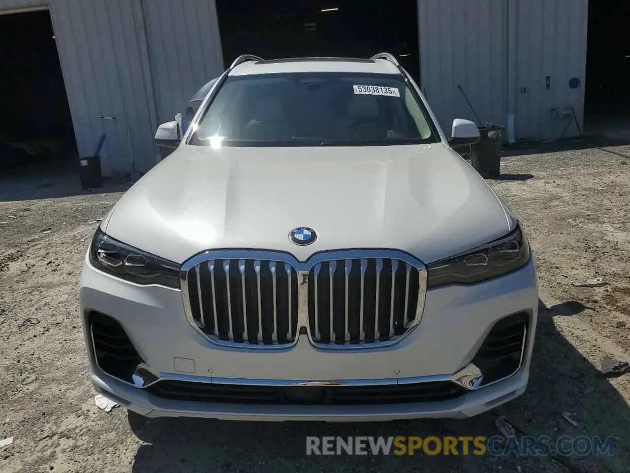 5 Photograph of a damaged car 5UXCW2C03N9L61470 BMW X7 2022