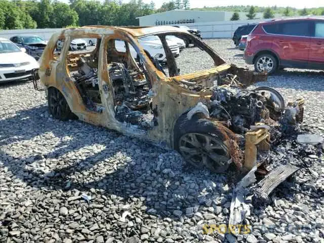 4 Photograph of a damaged car 5UXCW2C03N9L76552 BMW X7 2022