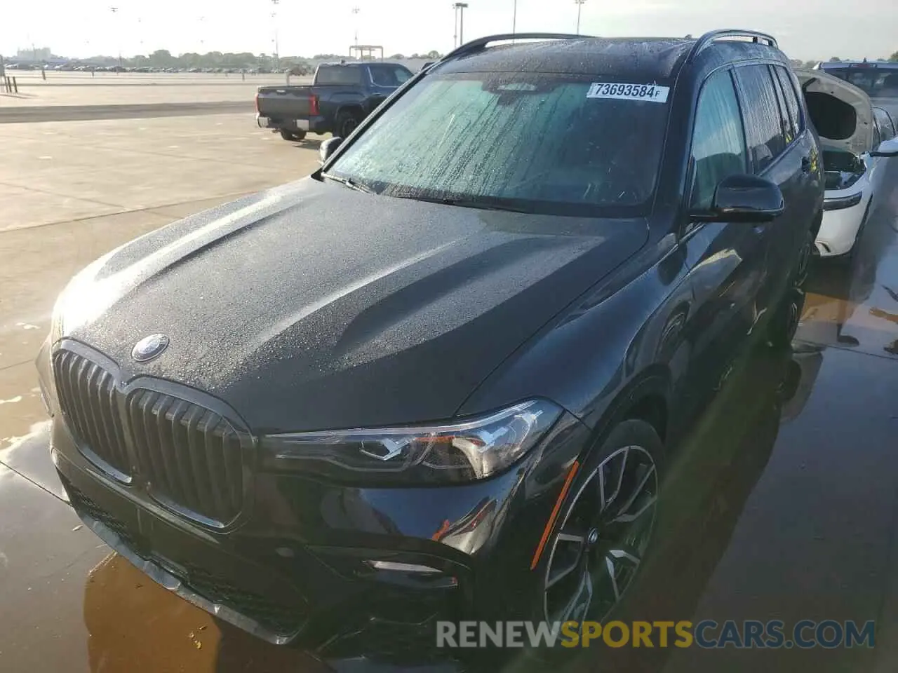 5 Photograph of a damaged car 5UXCW2C03N9M34529 BMW X7 2022