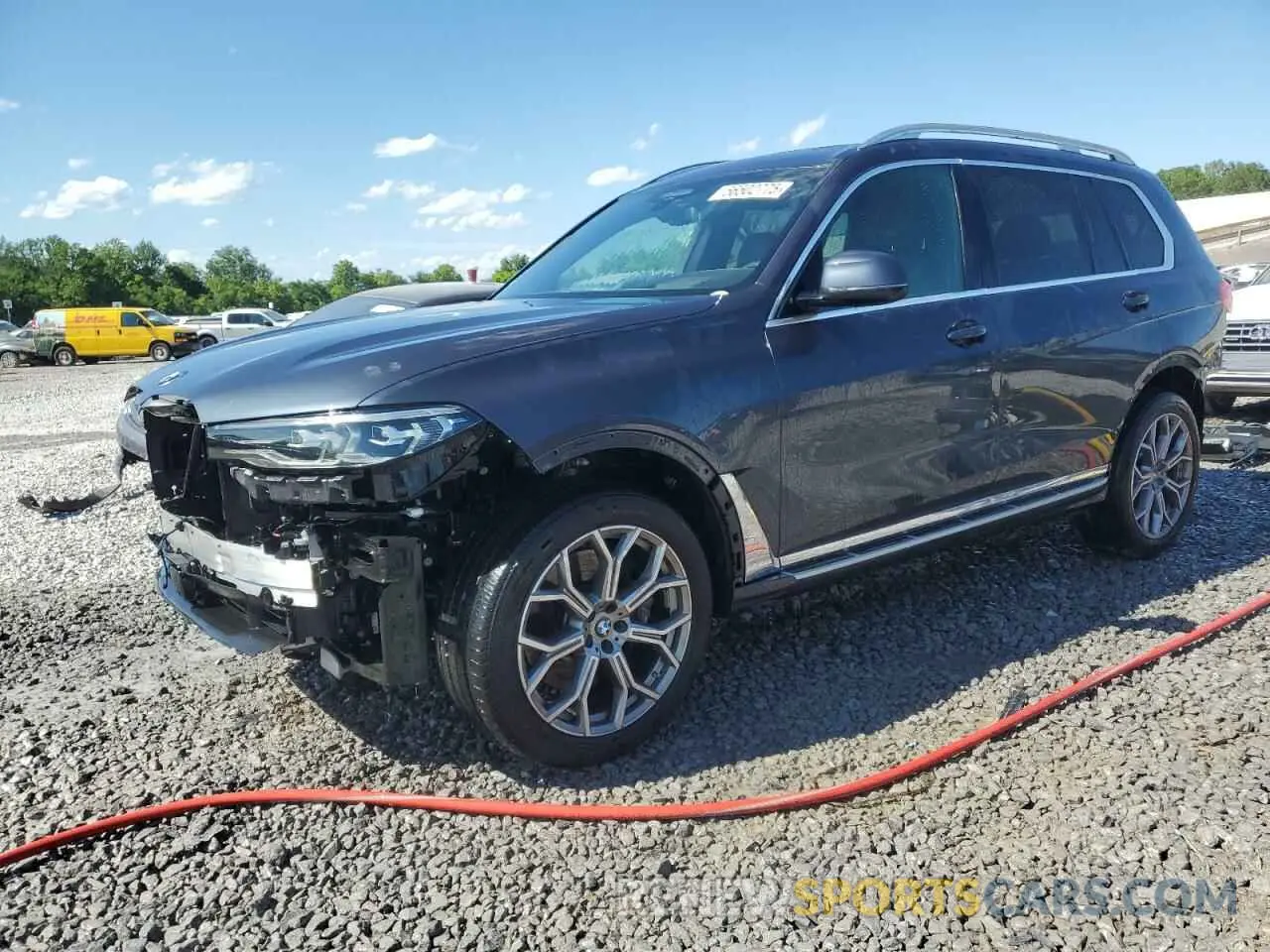 1 Photograph of a damaged car 5UXCW2C04N9M58810 BMW X7 2022