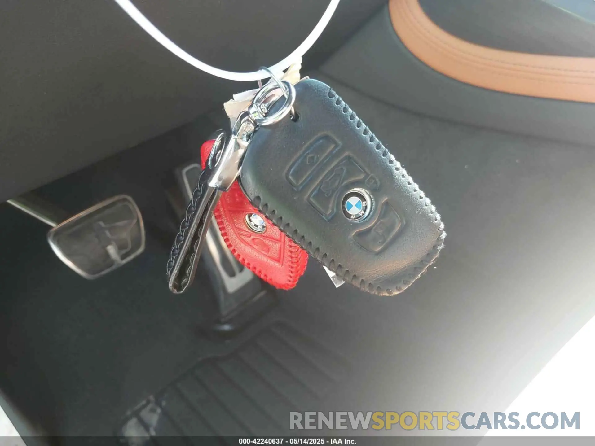 11 Photograph of a damaged car 5UXCW2C04N9M67247 BMW X7 2022