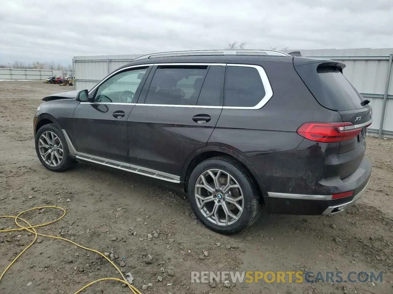 2 Photograph of a damaged car 5UXCW2C04N9M75073 BMW X7 2022