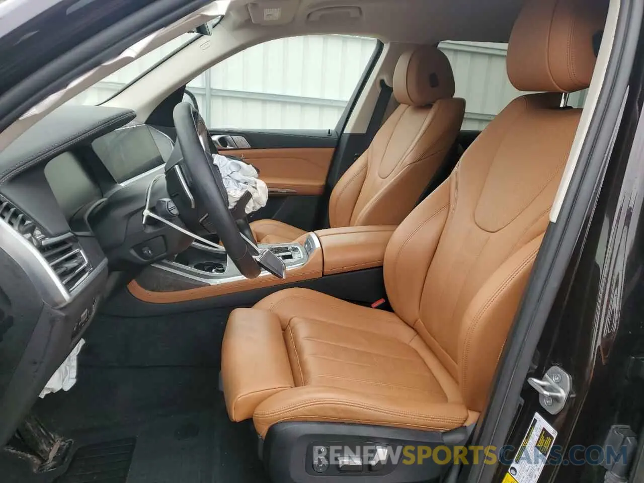 7 Photograph of a damaged car 5UXCW2C04N9M75073 BMW X7 2022