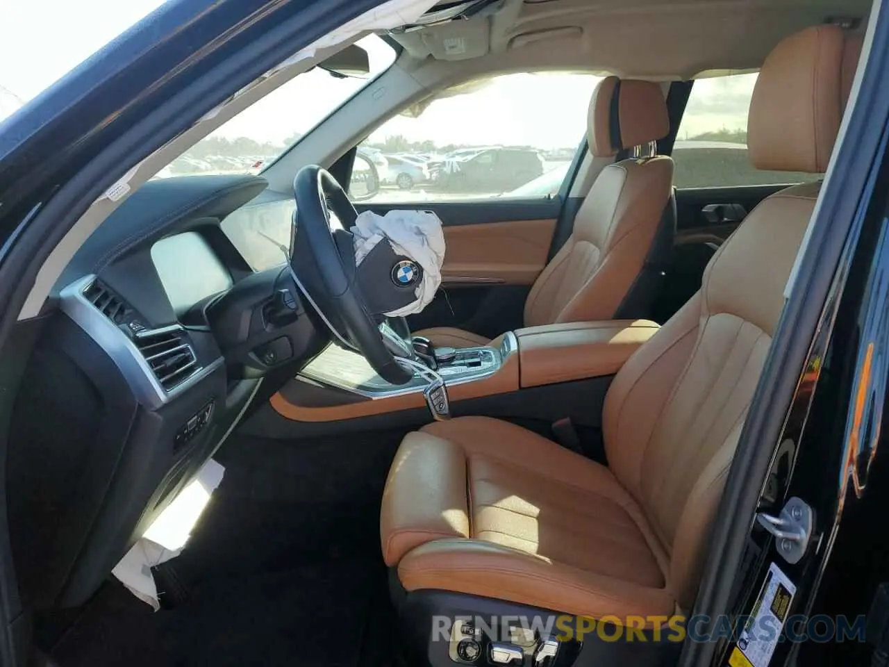 7 Photograph of a damaged car 5UXCW2C06N9J99673 BMW X7 2022
