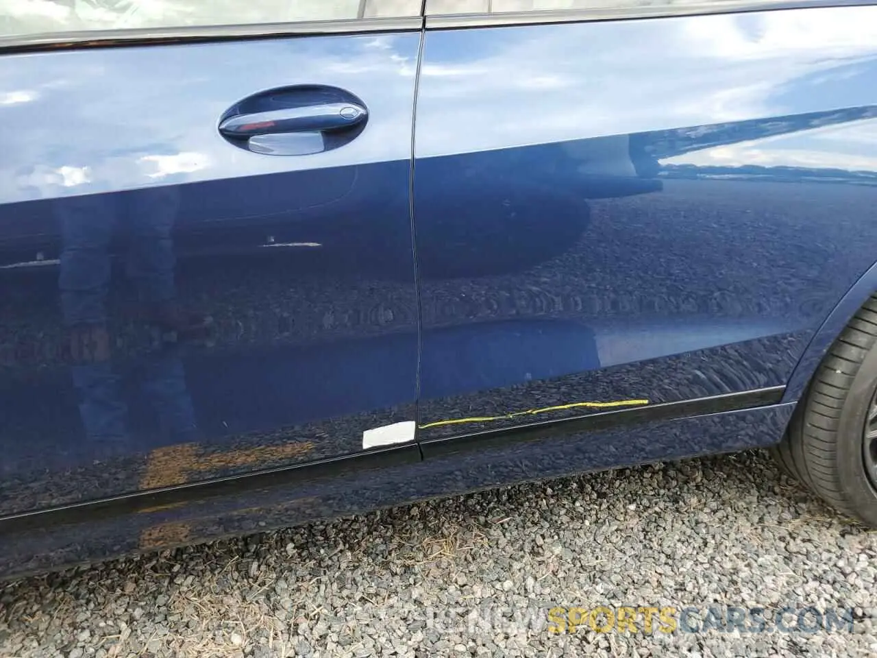13 Photograph of a damaged car 5UXCW2C06N9K03964 BMW X7 2022