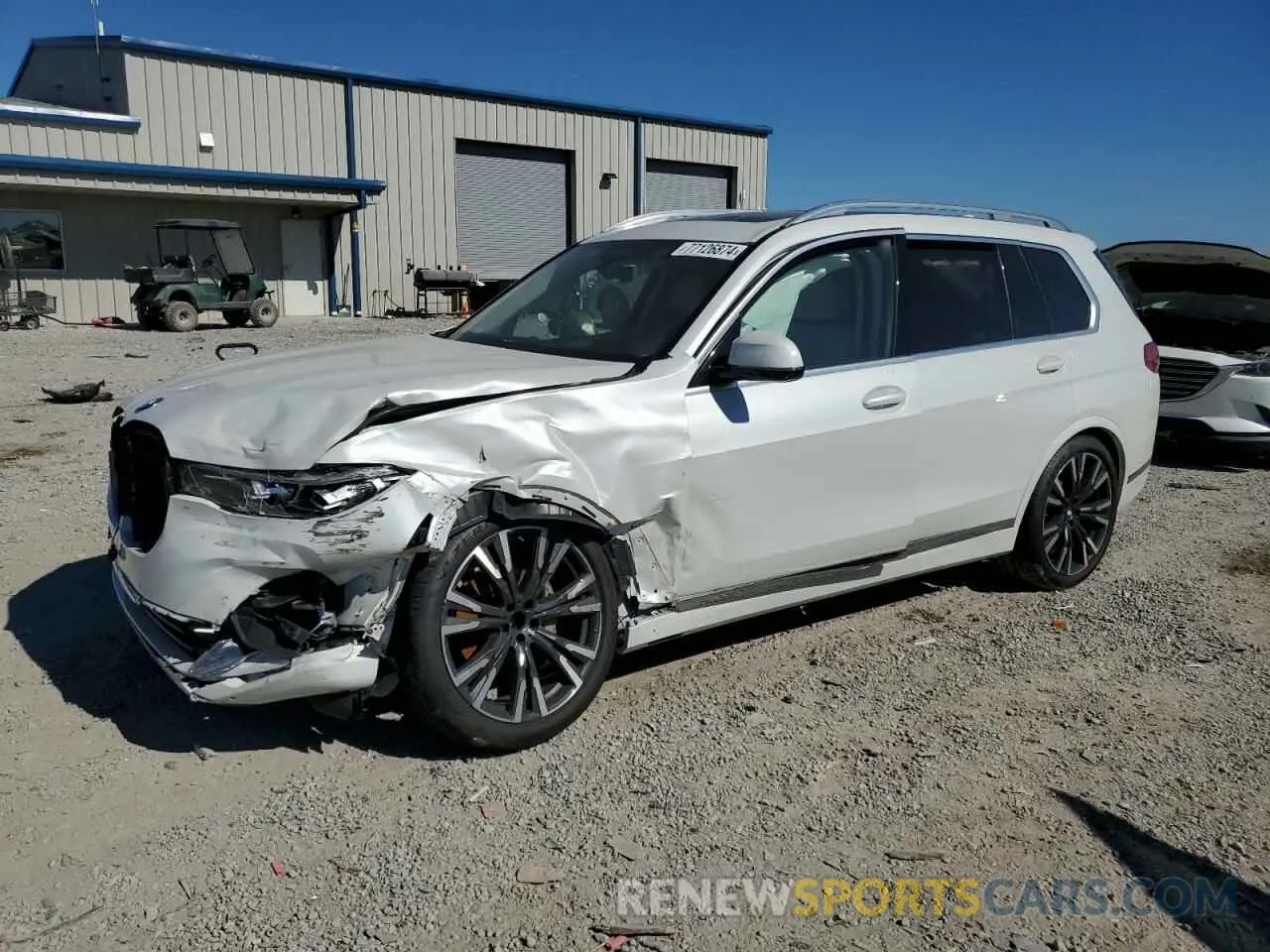1 Photograph of a damaged car 5UXCW2C06N9N12916 BMW X7 2022
