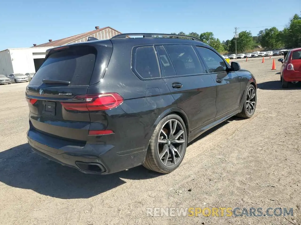 3 Photograph of a damaged car 5UXCW2C07N9K42630 BMW X7 2022