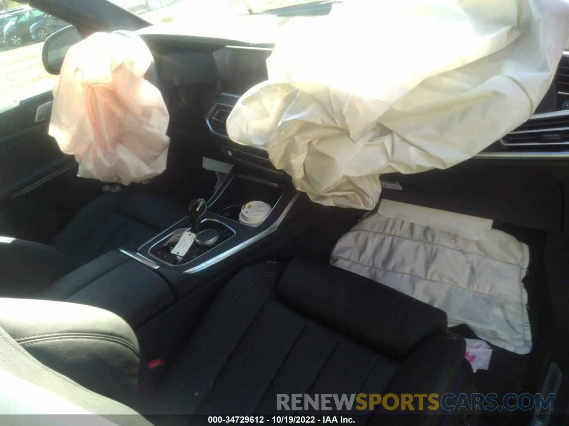5 Photograph of a damaged car 5UXCW2C07N9N11323 BMW X7 2022