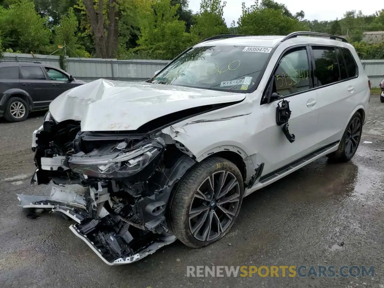 2 Photograph of a damaged car 5UXCW2C09N9K93952 BMW X7 2022