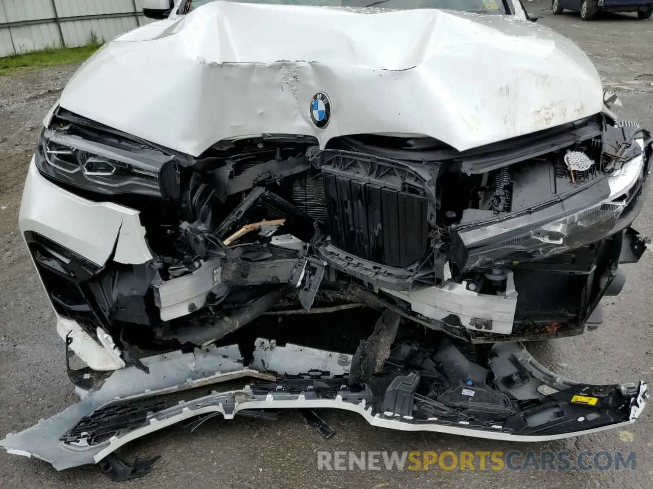 7 Photograph of a damaged car 5UXCW2C09N9K93952 BMW X7 2022