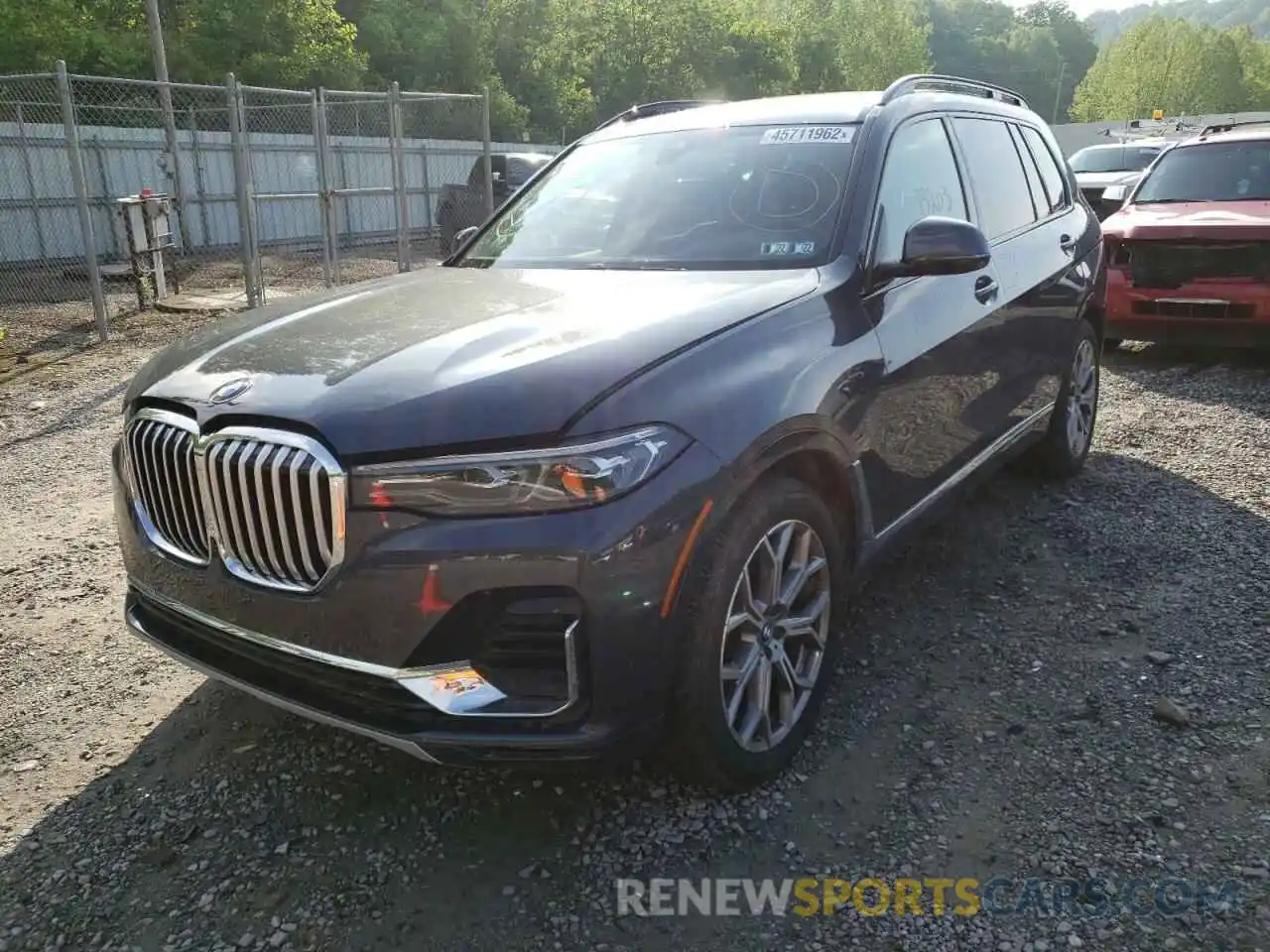 2 Photograph of a damaged car 5UXCW2C0XN9J65722 BMW X7 2022