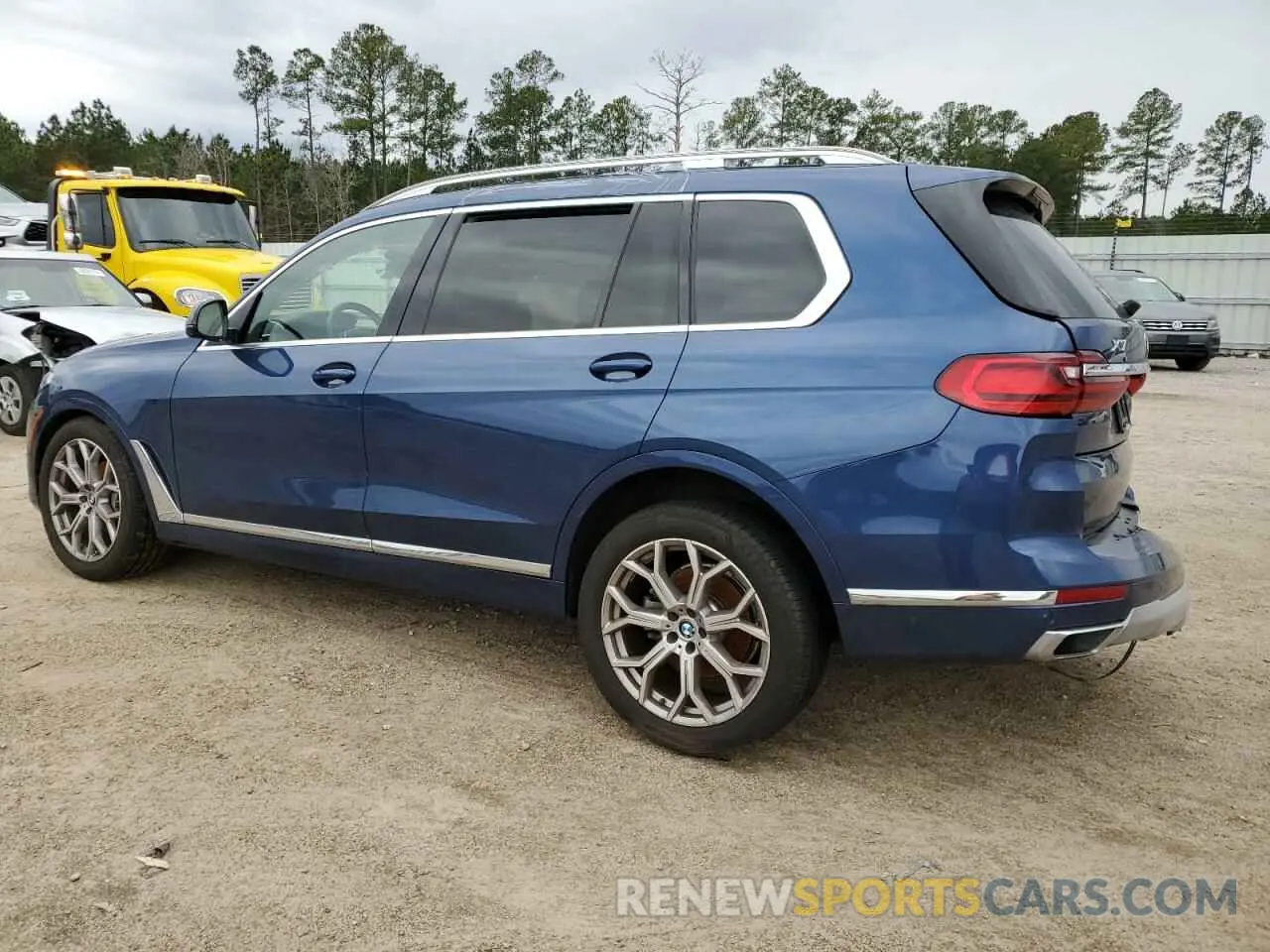 2 Photograph of a damaged car 5UXCW2C0XN9J71486 BMW X7 2022