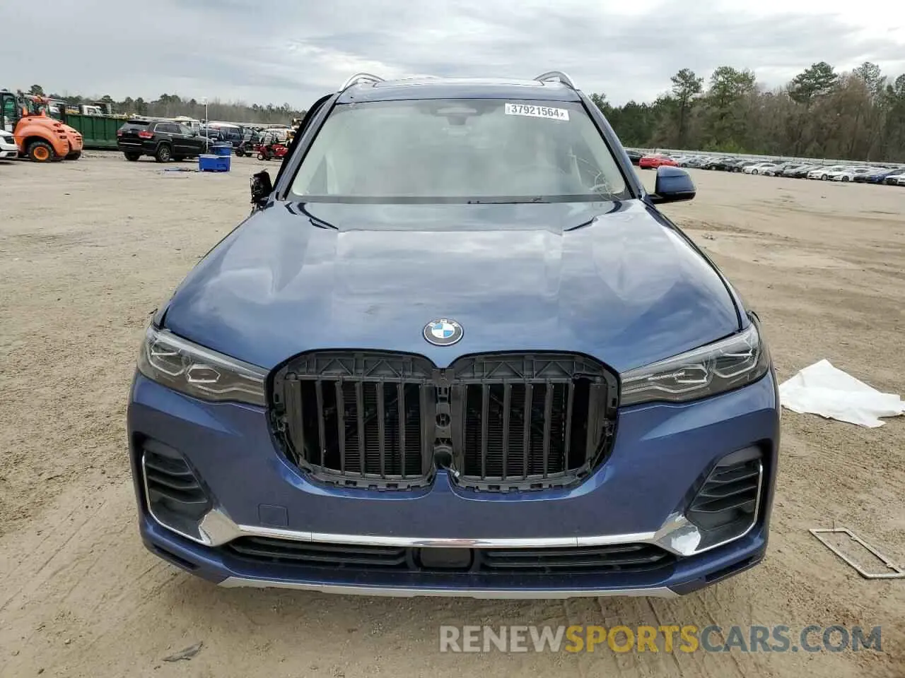 5 Photograph of a damaged car 5UXCW2C0XN9J71486 BMW X7 2022