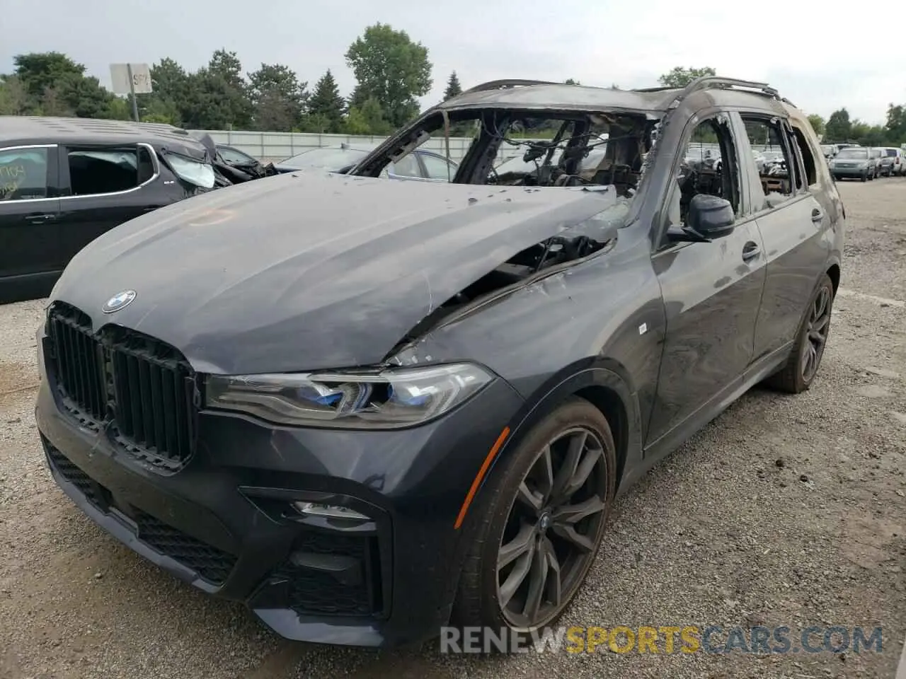1 Photograph of a damaged car 5UXCX6C01N9K20496 BMW X7 2022