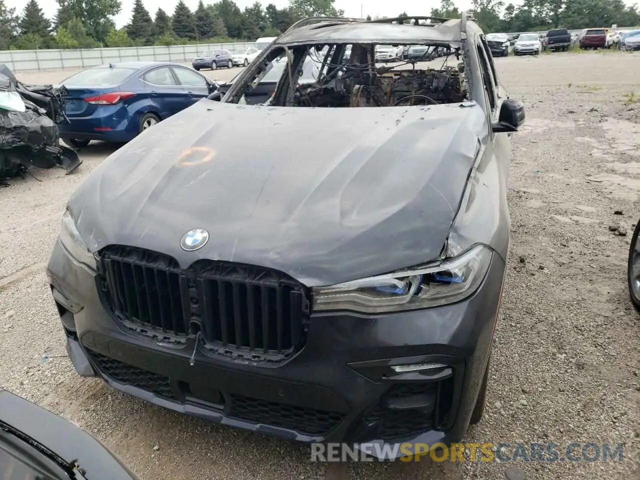 5 Photograph of a damaged car 5UXCX6C01N9K20496 BMW X7 2022