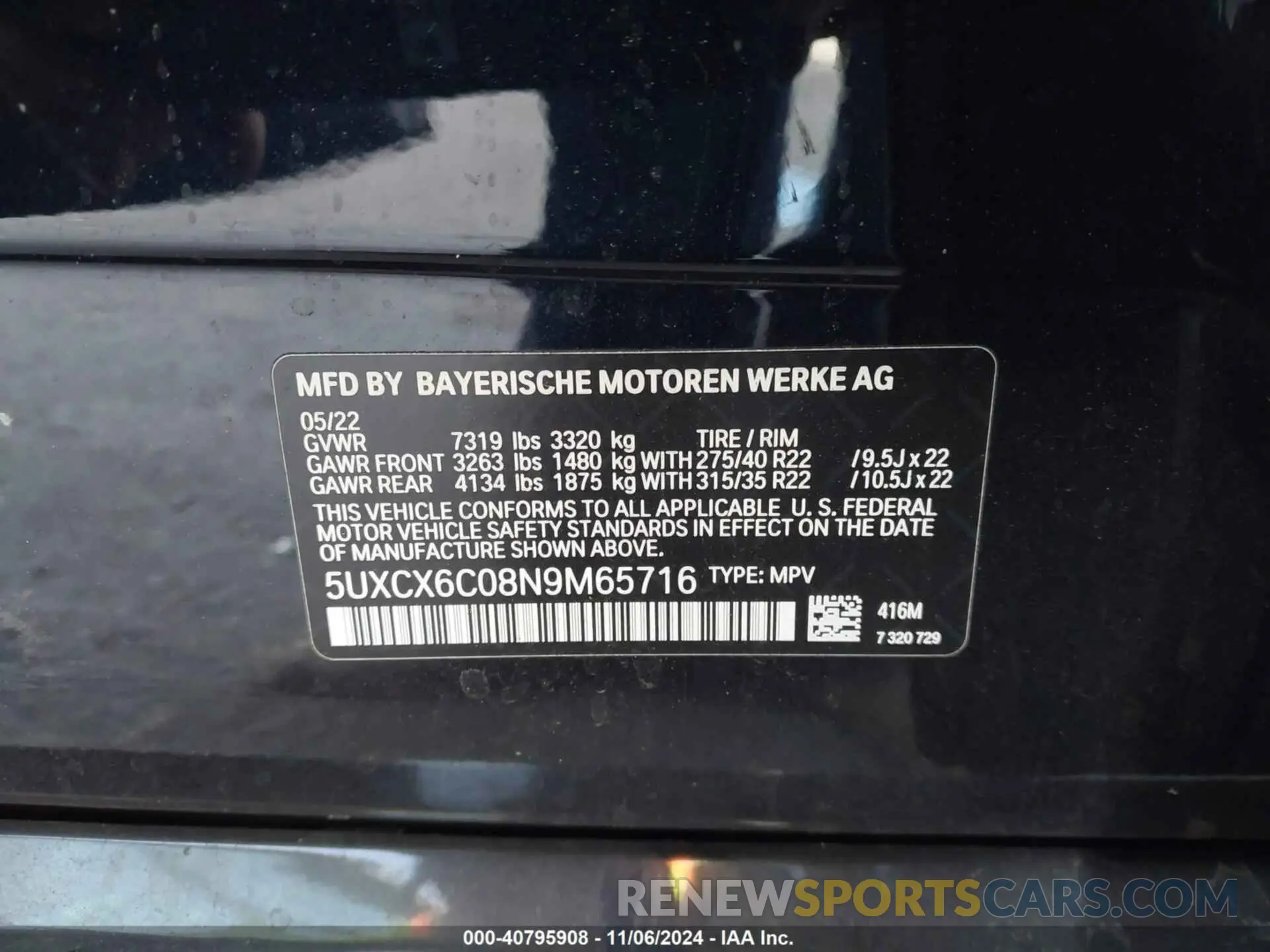 9 Photograph of a damaged car 5UXCX6C08N9M65716 BMW X7 2022