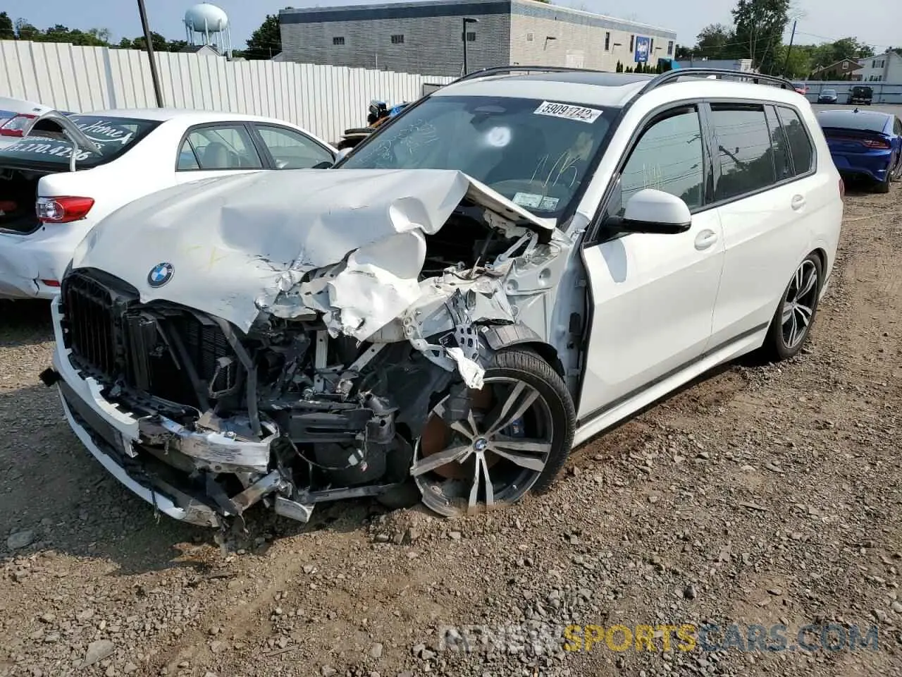 2 Photograph of a damaged car 5UXCX6C0XN9K79143 BMW X7 2022