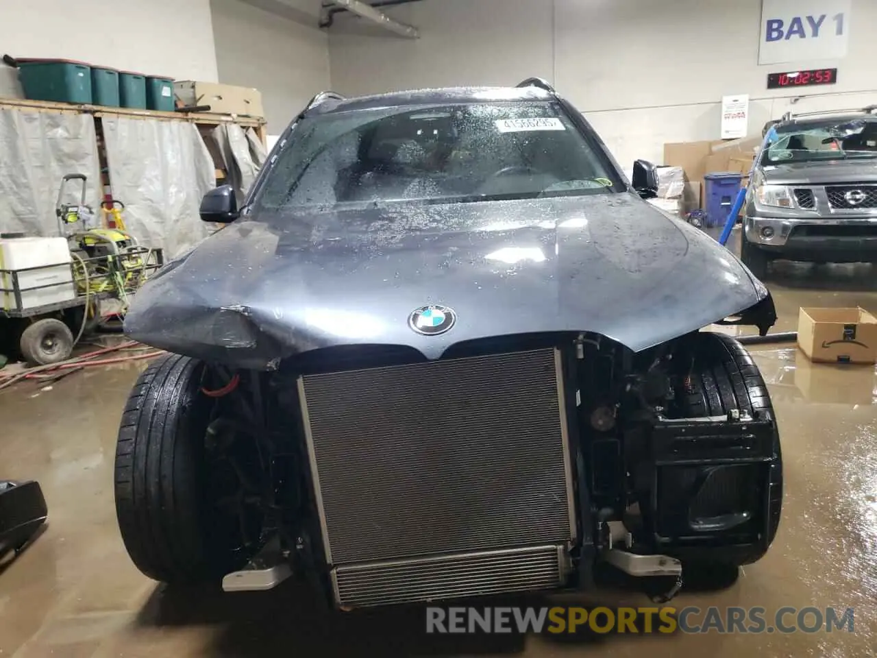 5 Photograph of a damaged car 5UXCX6C19N9N06296 BMW X7 2022