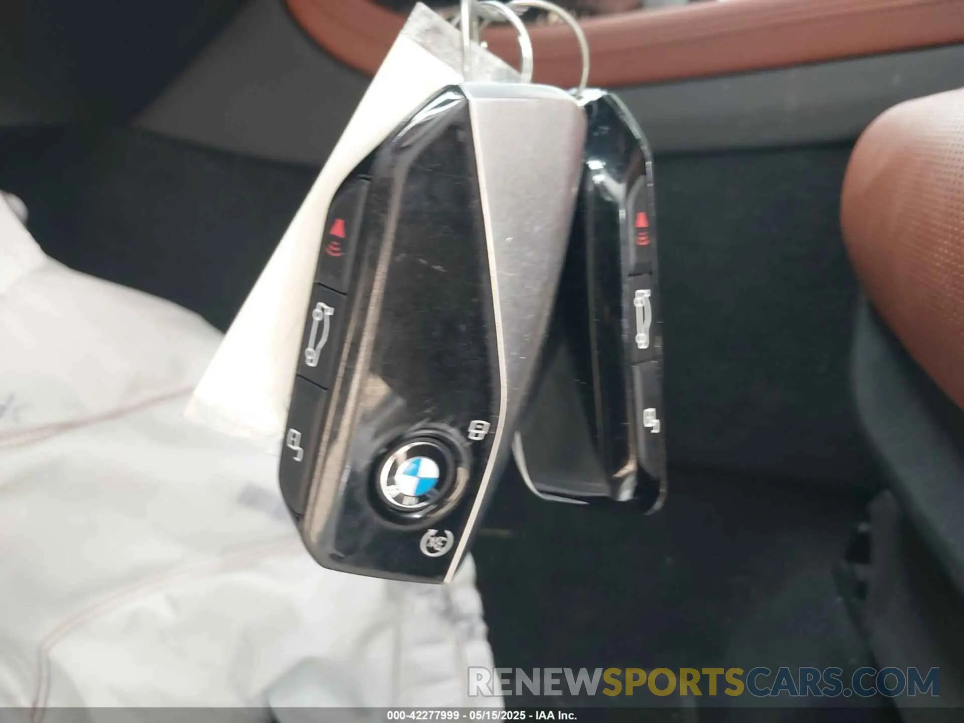 11 Photograph of a damaged car 5UX23EM00P9R09660 BMW X7 2023