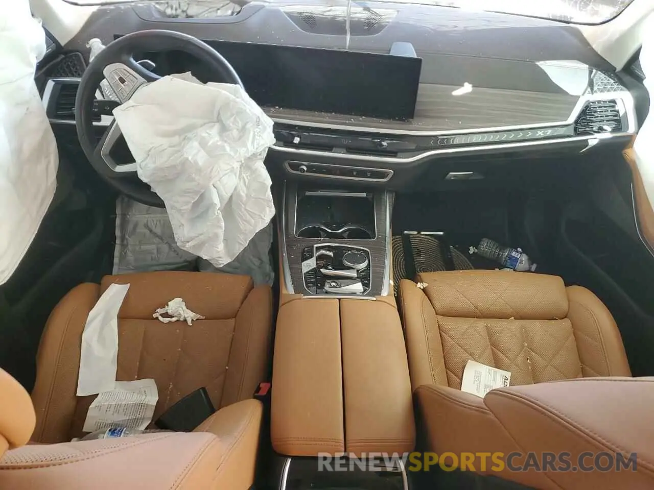 8 Photograph of a damaged car 5UX23EM02P9R84960 BMW X7 2023