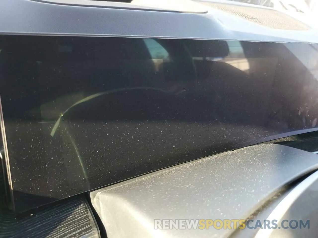 9 Photograph of a damaged car 5UX23EM06P9R22333 BMW X7 2023