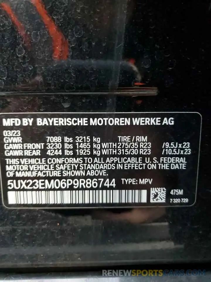 13 Photograph of a damaged car 5UX23EM06P9R86744 BMW X7 2023