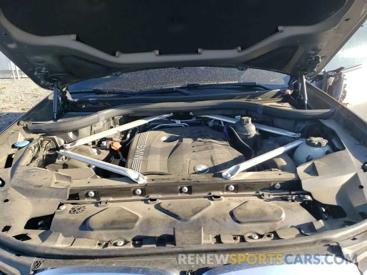 12 Photograph of a damaged car 5UX23EM07P9M76127 BMW X7 2023