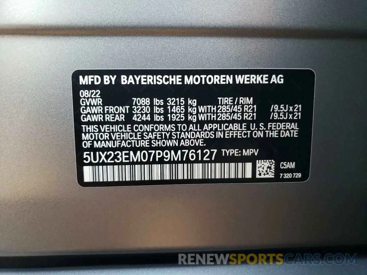 13 Photograph of a damaged car 5UX23EM07P9M76127 BMW X7 2023