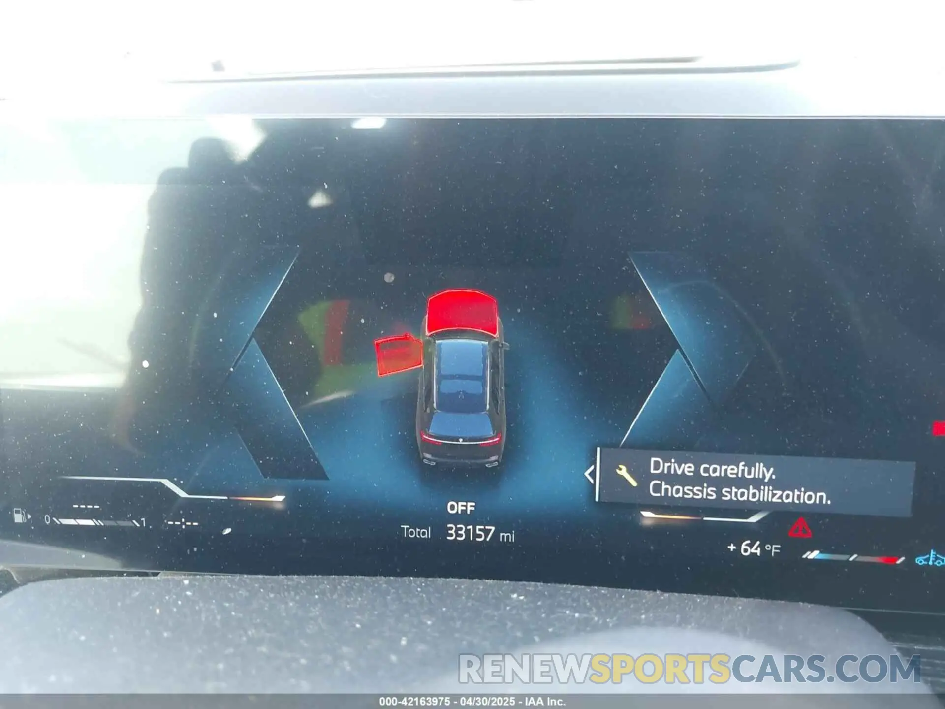 7 Photograph of a damaged car 5UX23EM07P9R52893 BMW X7 2023