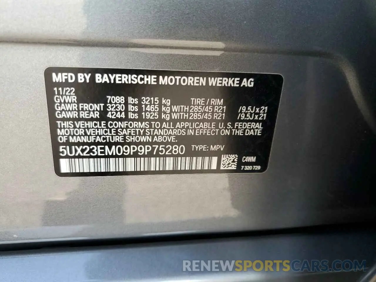 13 Photograph of a damaged car 5UX23EM09P9P75280 BMW X7 2023