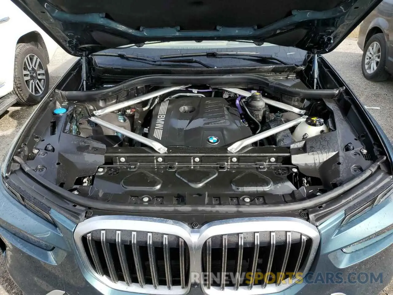 12 Photograph of a damaged car 5UX23EM0XP9P25410 BMW X7 2023