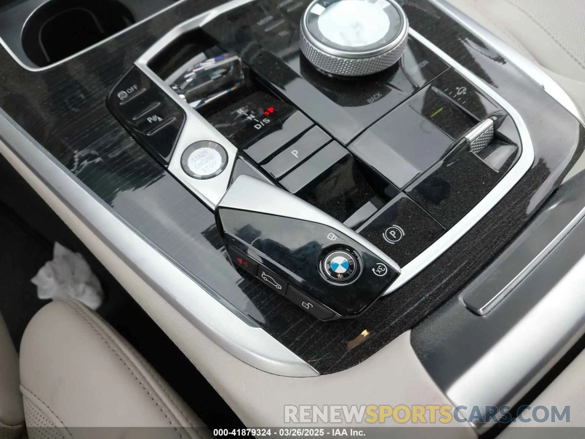 11 Photograph of a damaged car 5UX23EM0XP9R39846 BMW X7 2023