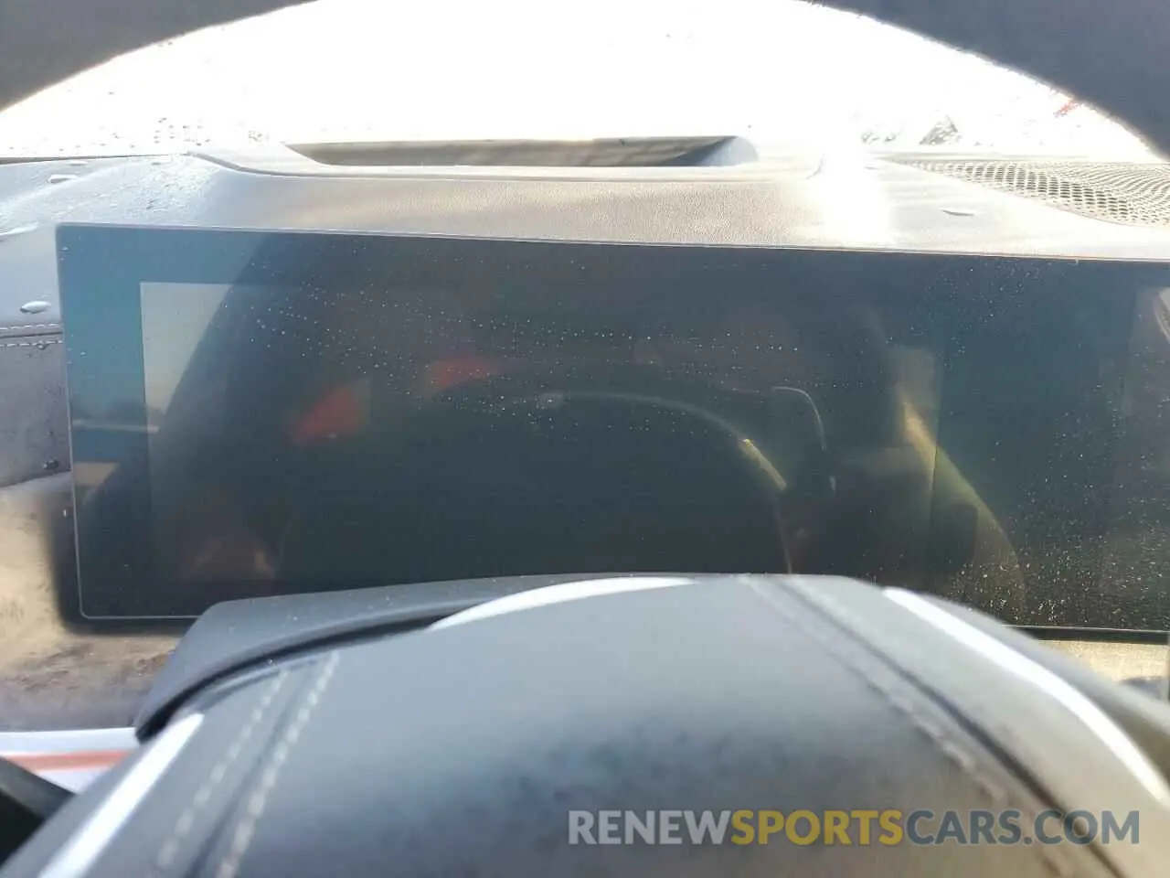 9 Photograph of a damaged car 5UX23EM01R9U97364 BMW X7 2024