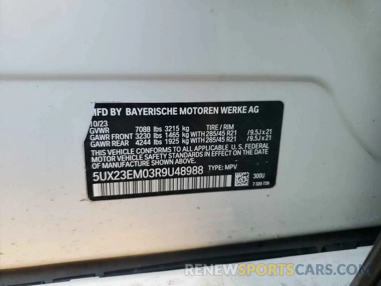 13 Photograph of a damaged car 5UX23EM03R9U48988 BMW X7 2024