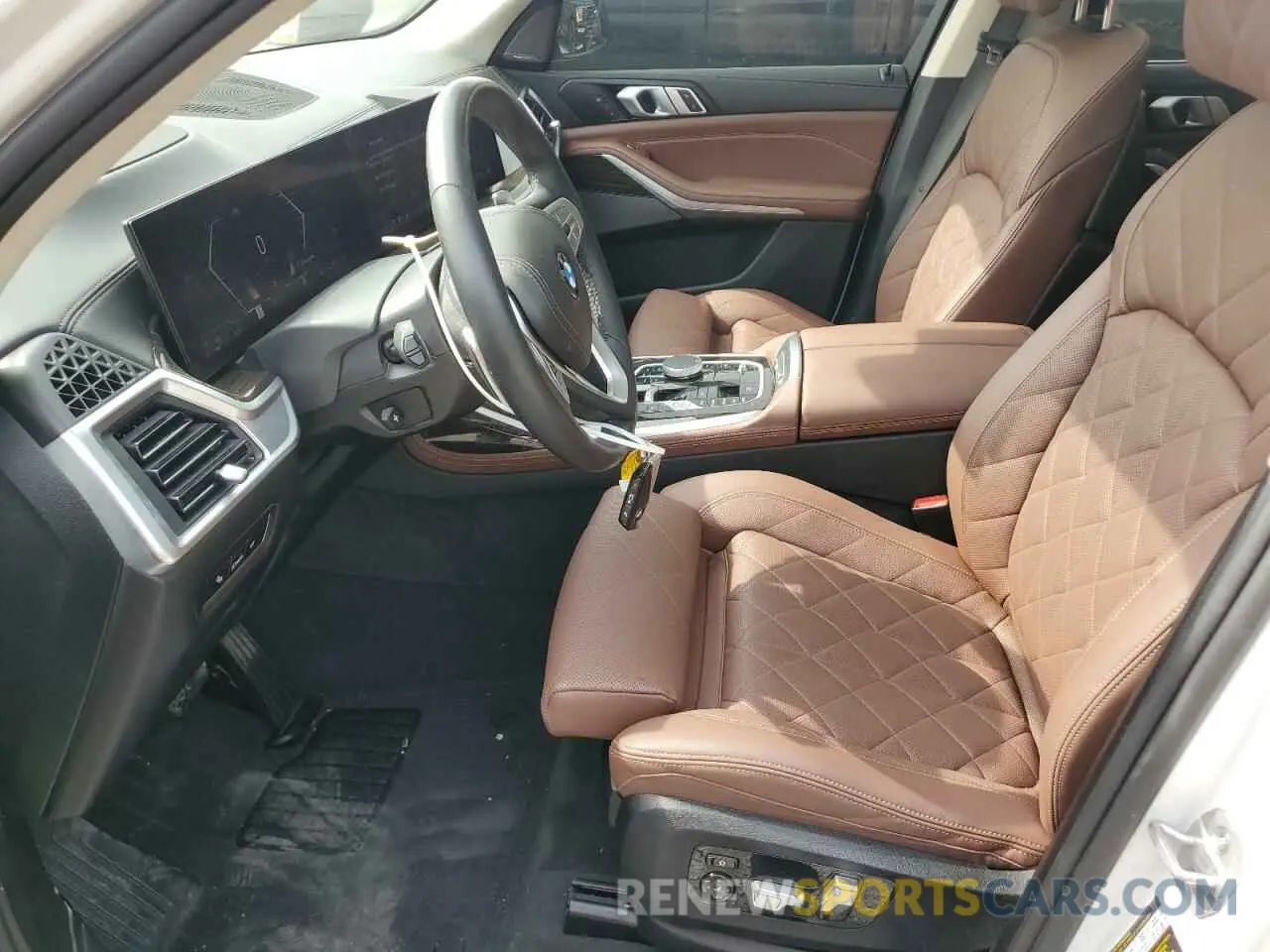 7 Photograph of a damaged car 5UX23EM03R9U92778 BMW X7 2024