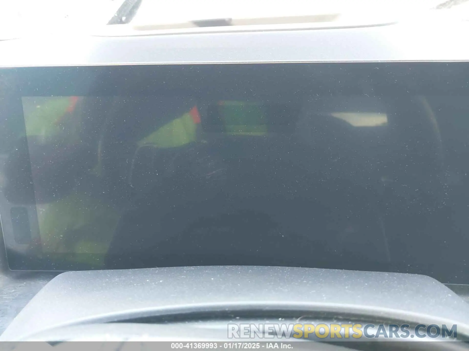 7 Photograph of a damaged car 5UX23EM03R9V69407 BMW X7 2024