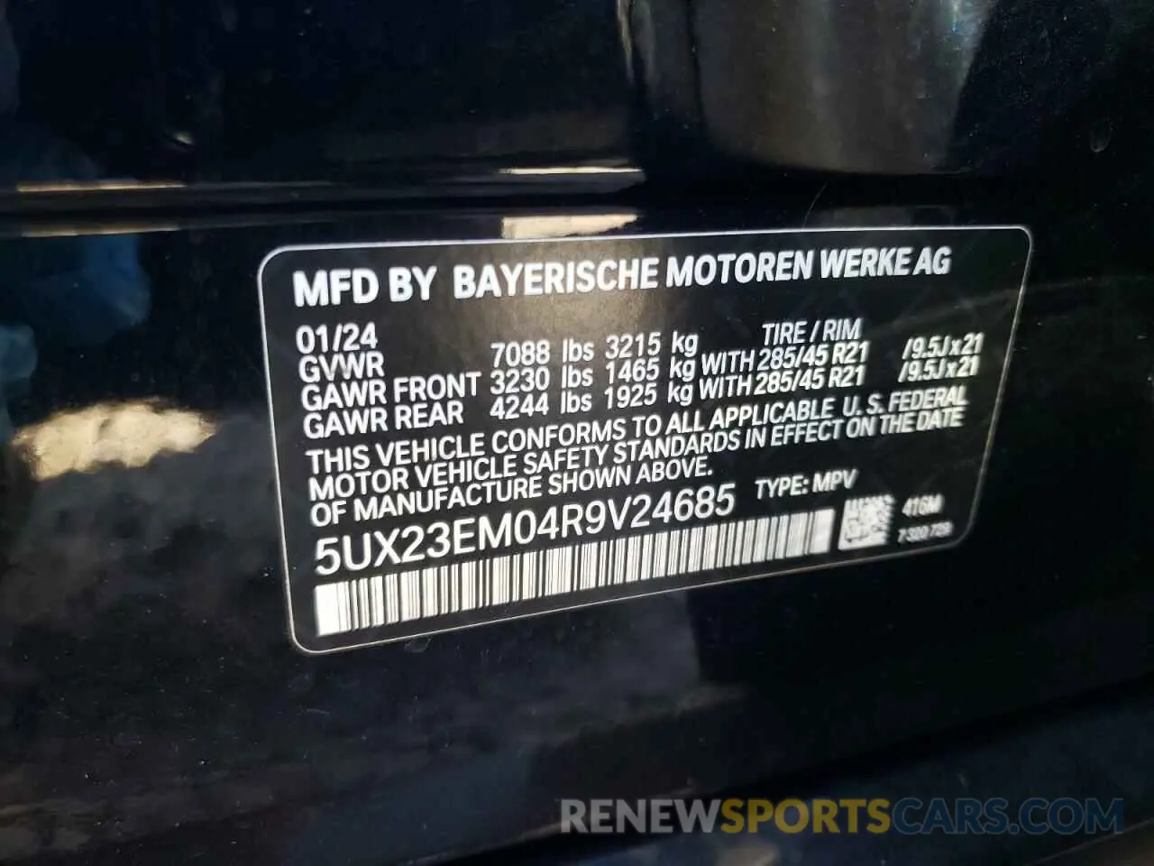 13 Photograph of a damaged car 5UX23EM04R9V24685 BMW X7 2024