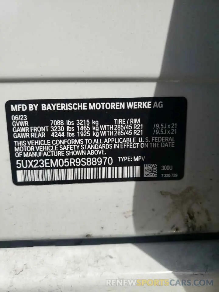 12 Photograph of a damaged car 5UX23EM05R9S88970 BMW X7 2024
