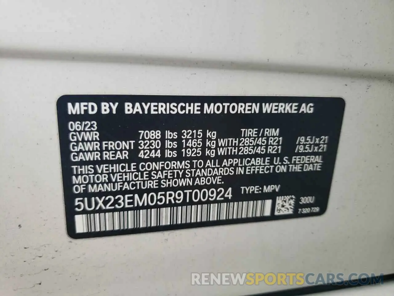 13 Photograph of a damaged car 5UX23EM05R9T00924 BMW X7 2024