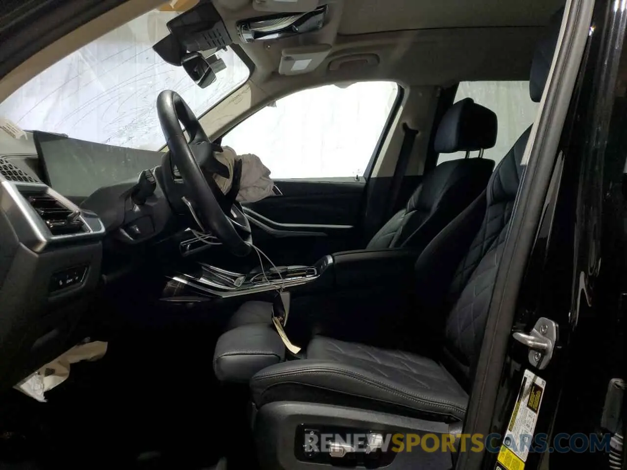 7 Photograph of a damaged car 5UX23EM05R9T27248 BMW X7 2024